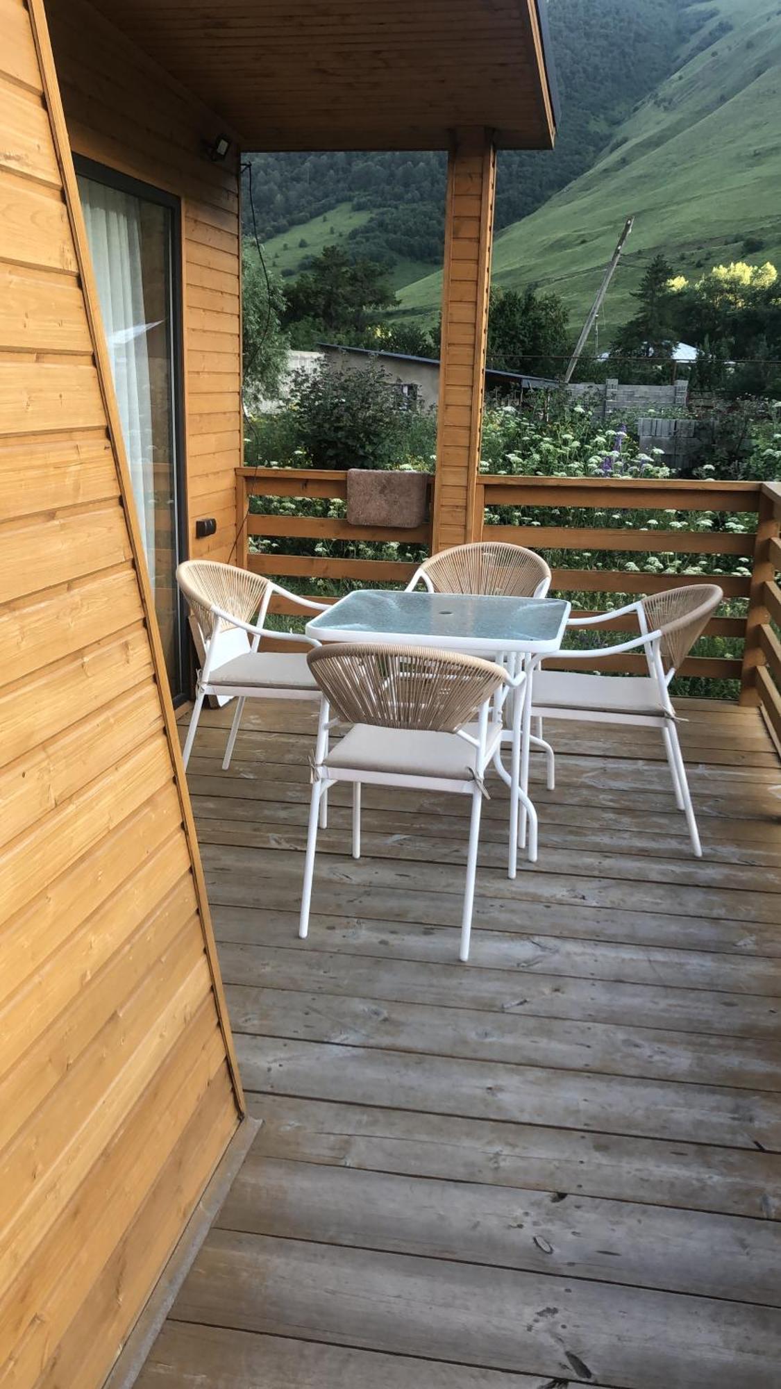 Cottage View Stepantsminda Exterior foto
